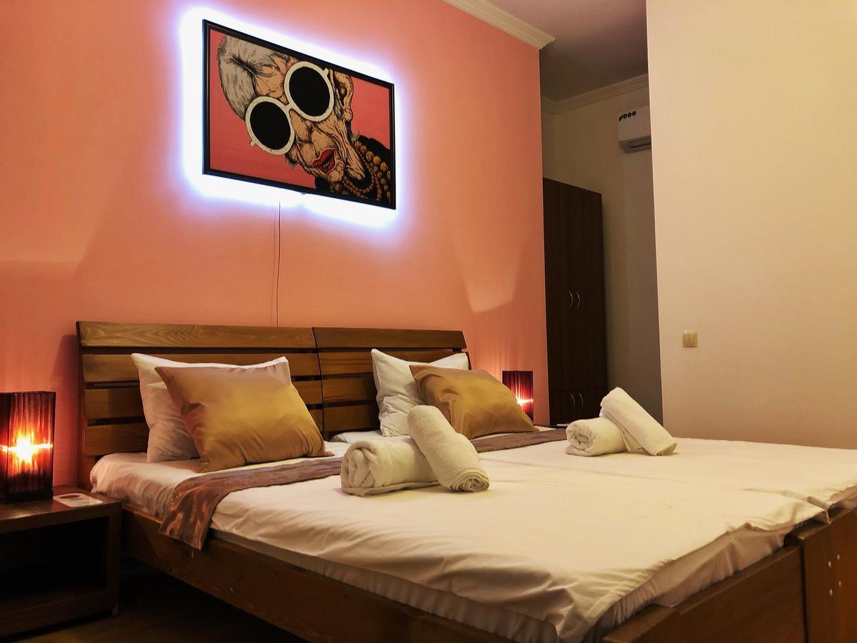 Hotel Tipsy Tbilisi Ngoại thất bức ảnh